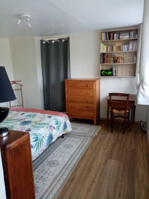 Chalet Pour Deux Personnes Saint-Pierre-du-Lorouër Εξωτερικό φωτογραφία
